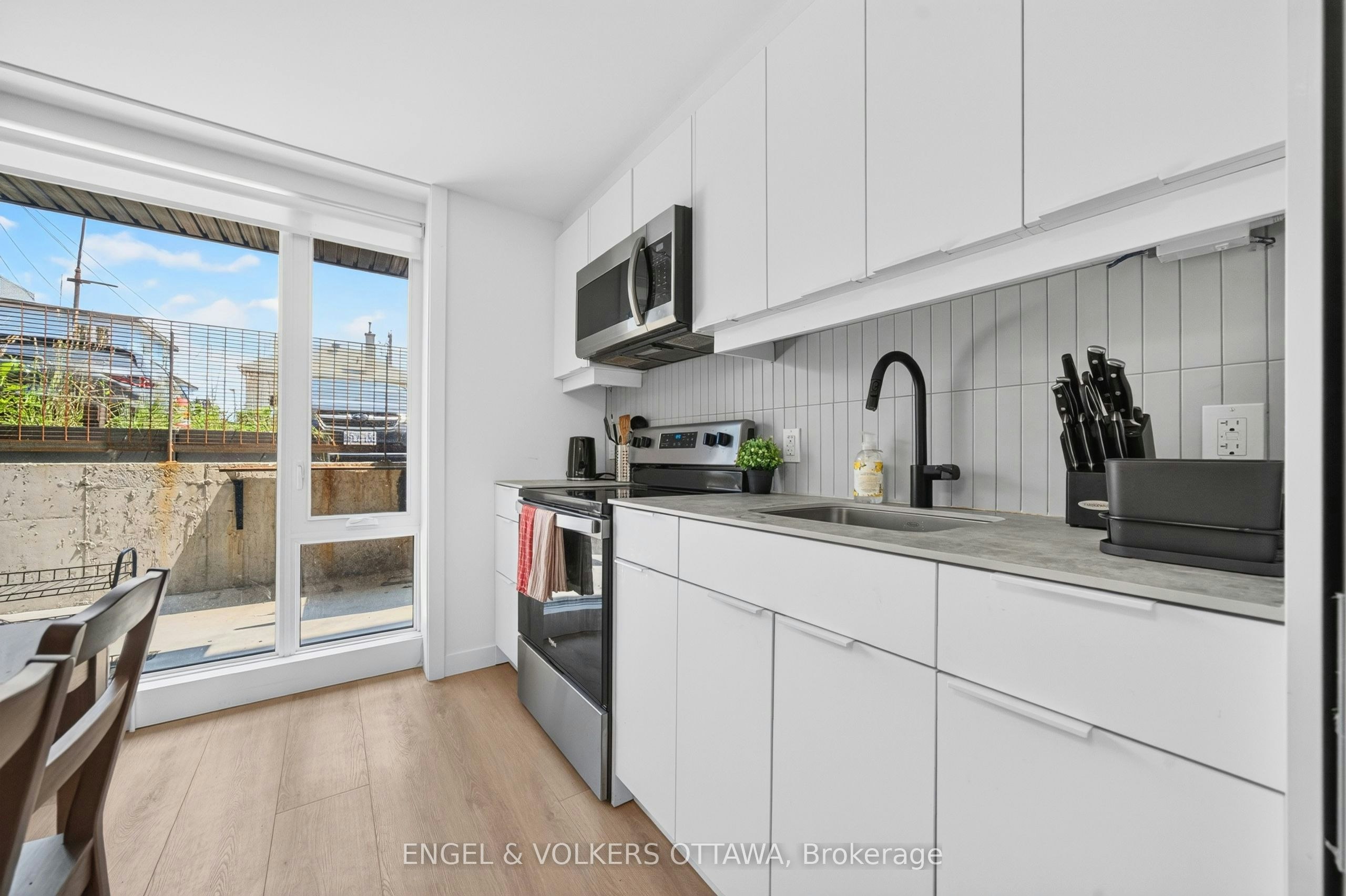 D-119 Carruthers Avenue, Ottawa, ON, K1Y 1N4 - 9
