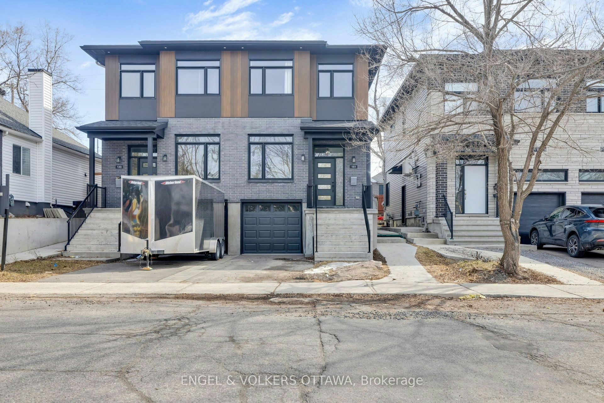 B-151 Longpre N/A N, Ottawa, ON, K1L 7J5