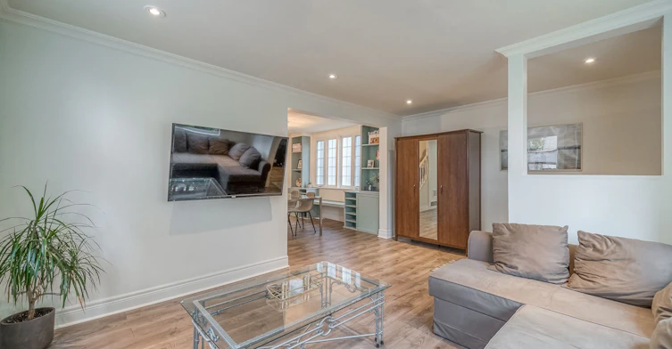 379 Madison Avenue, Ottawa, ON, K2A 0B6 - 5