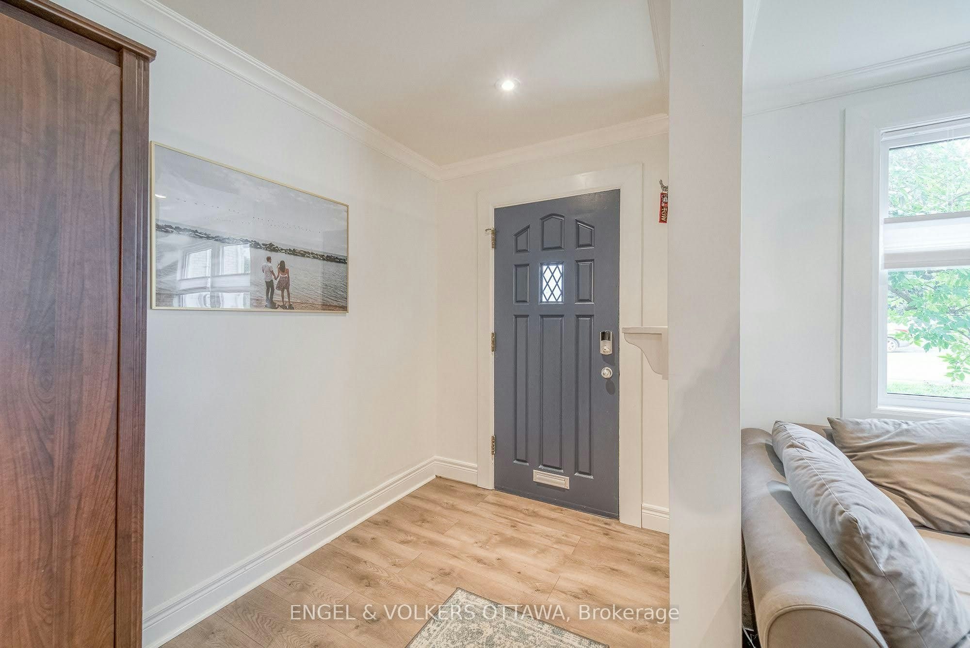 379 Madison Avenue, Ottawa, ON, K2A 0B6 - 3