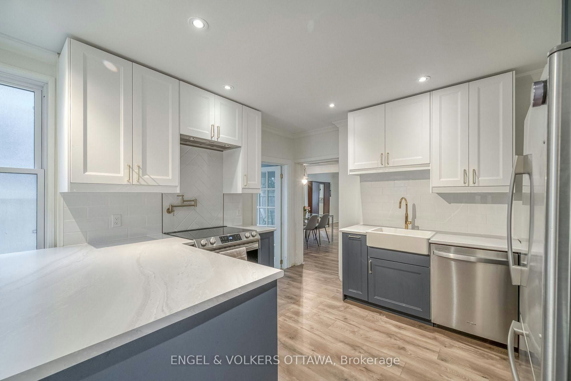 379 Madison Avenue, Ottawa, ON, K2A 0B6 - 9