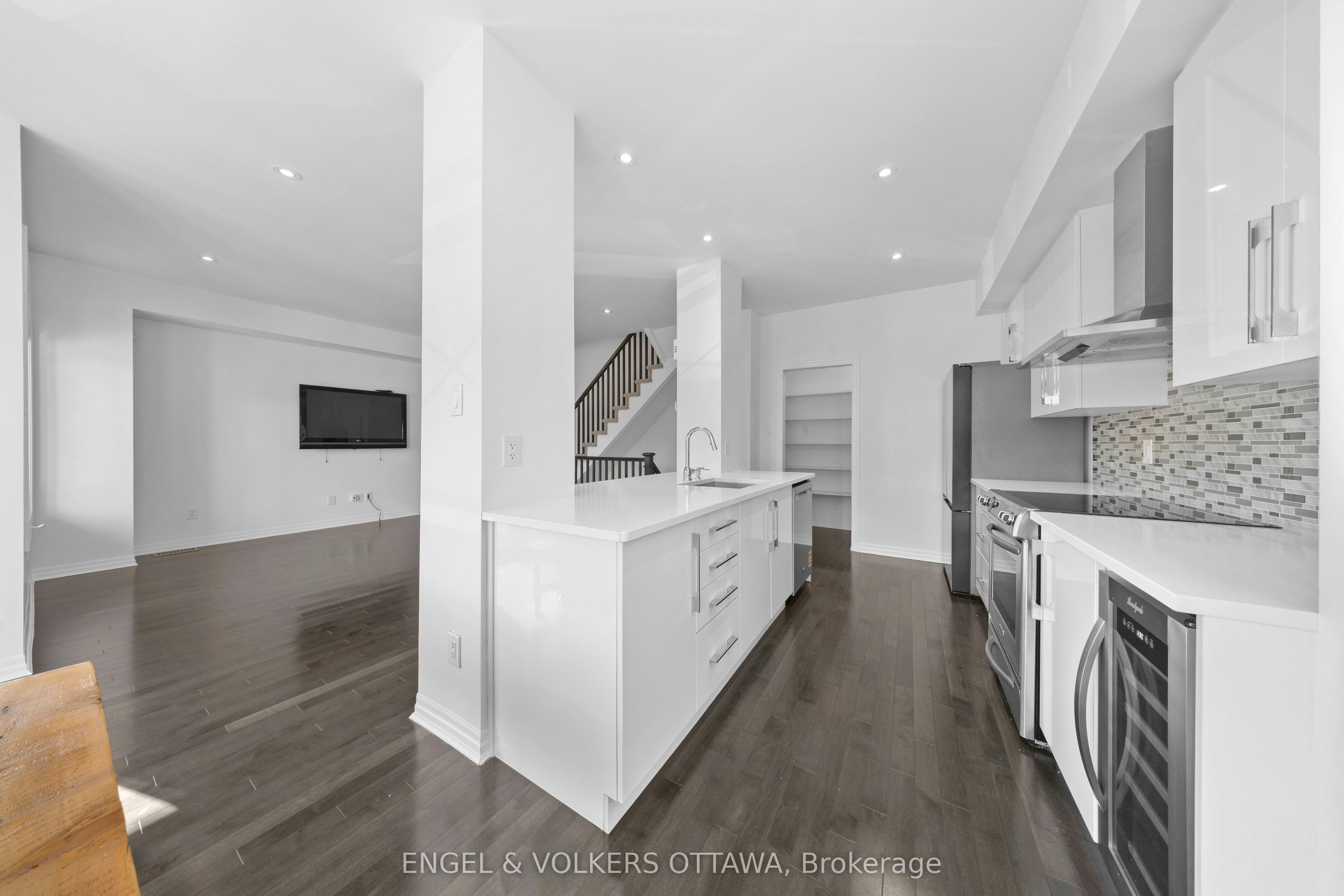 34 Aveia Private, Ottawa, ON, K4A 0X1 - 12