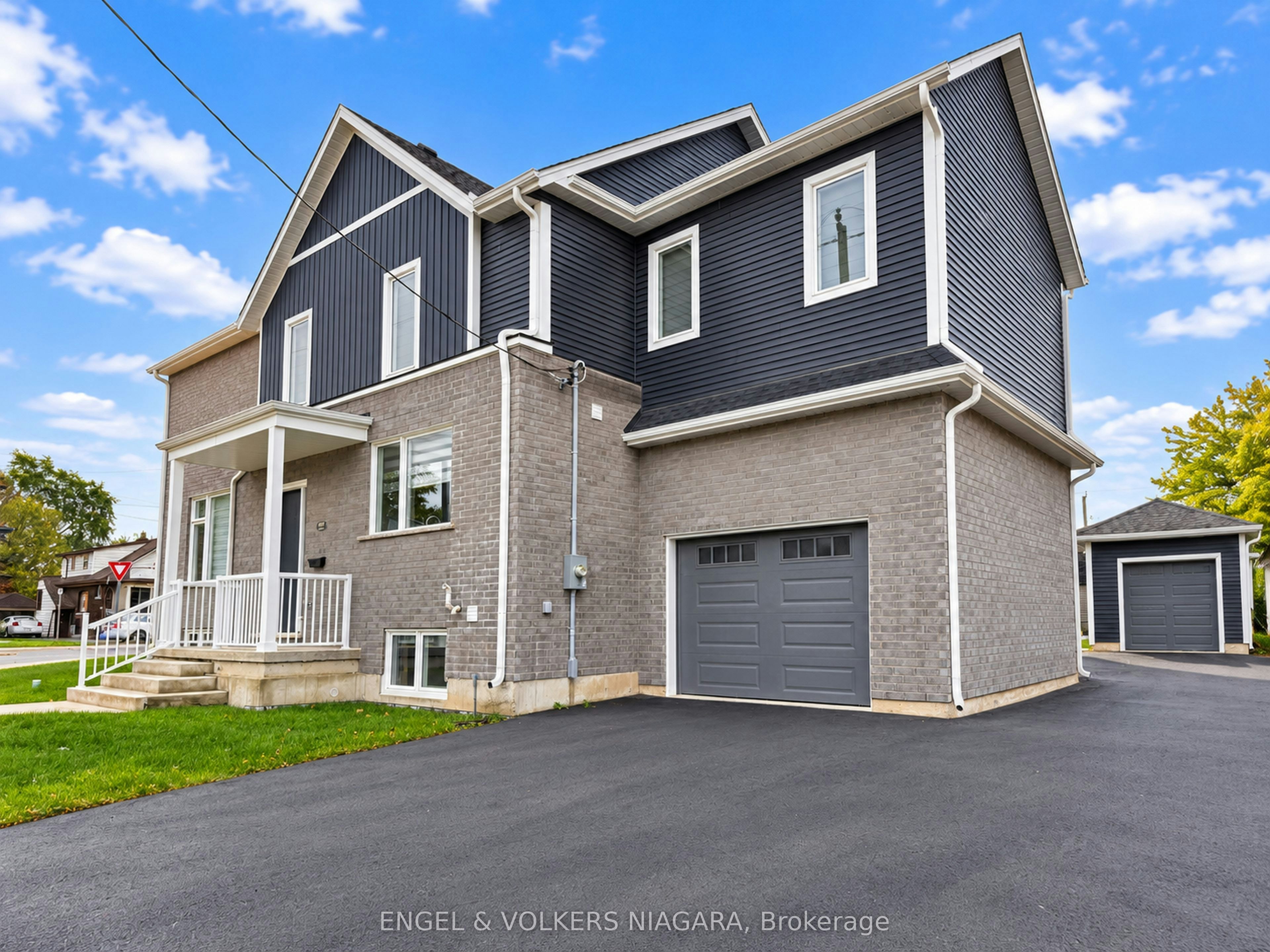4499 Fourth Avenue, Niagara Falls, ON, L2E 4N4