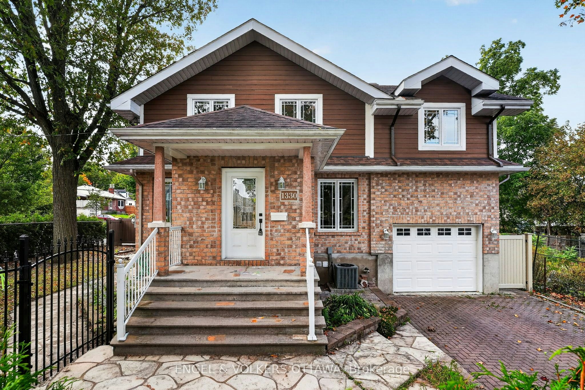 1330 Kilborn Avenue, Ottawa, ON, K1H 6L3
