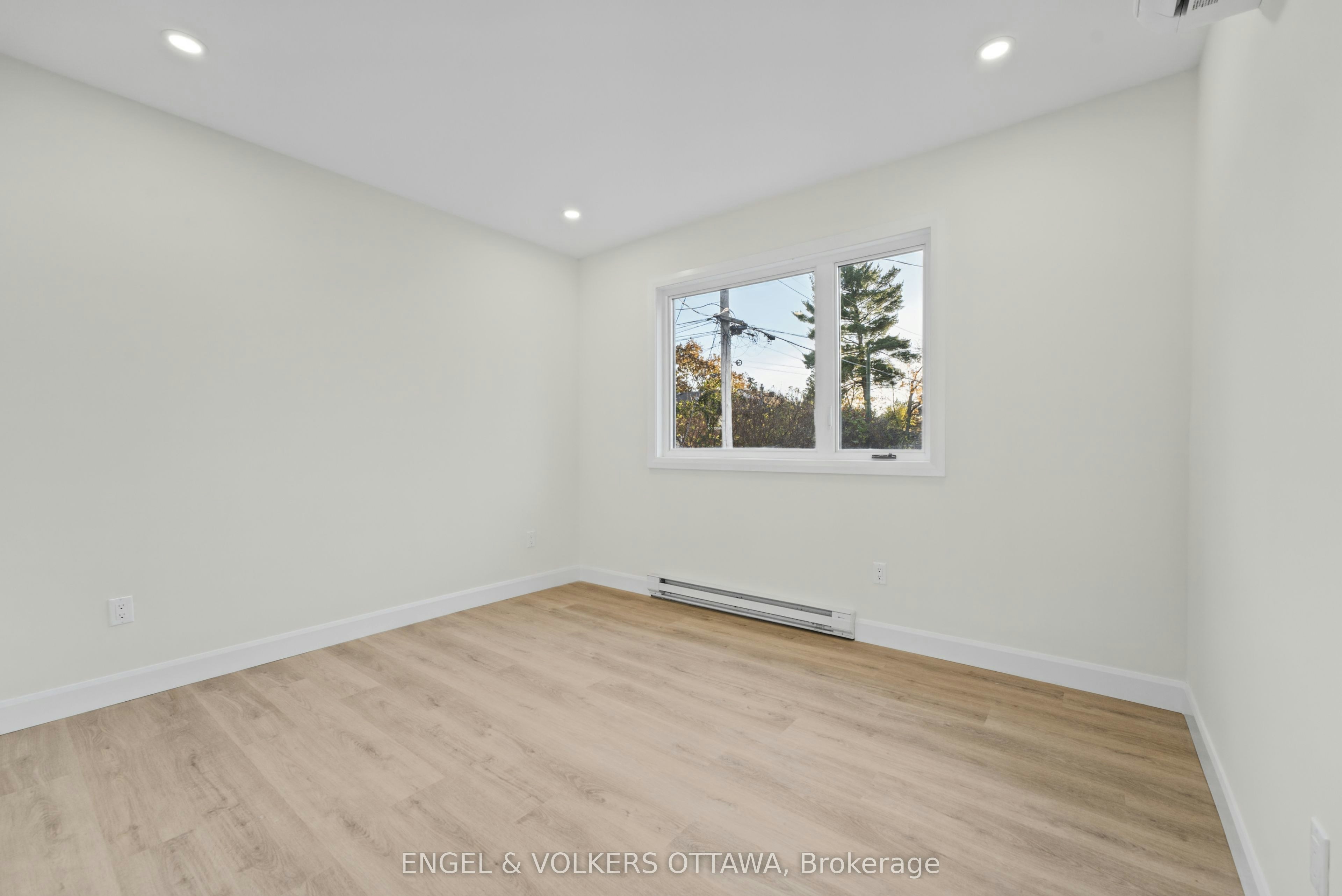 328 Poulin Avenue, Ottawa, ON, K2B 5T8 - 15