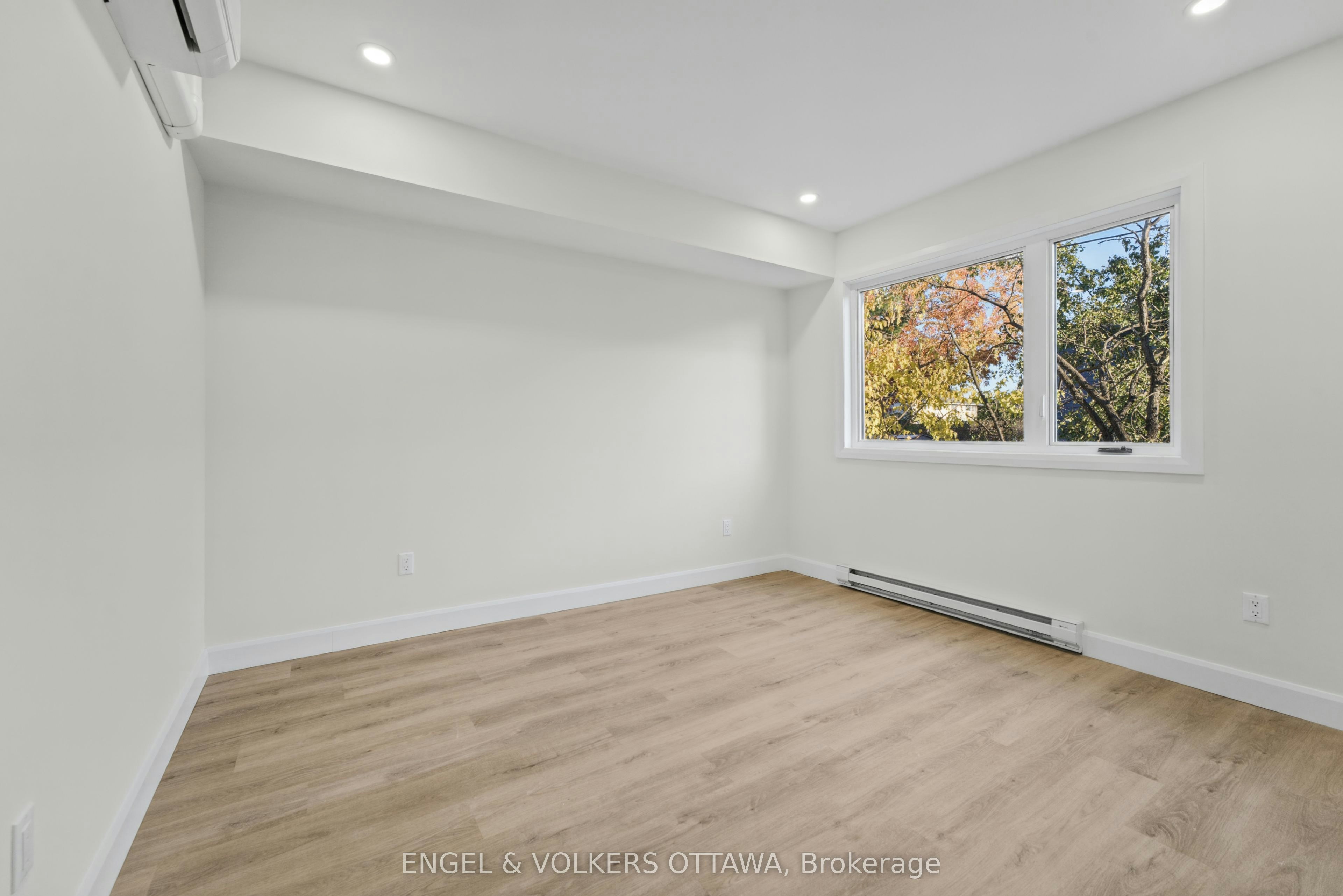 328 Poulin Avenue, Ottawa, ON, K2B 5T8 - 13
