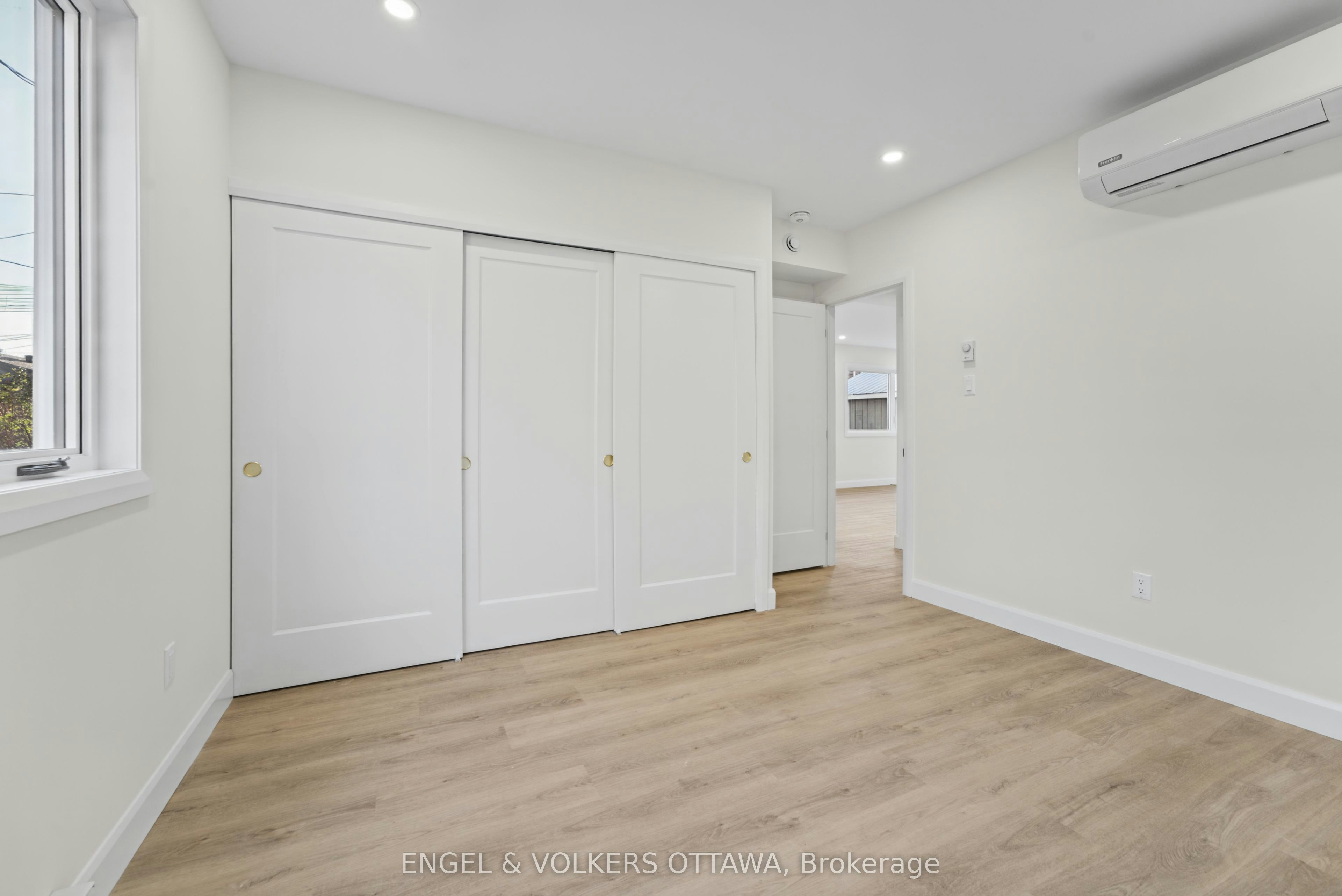 328 Poulin Avenue, Ottawa, ON, K2B 5T8 - 14