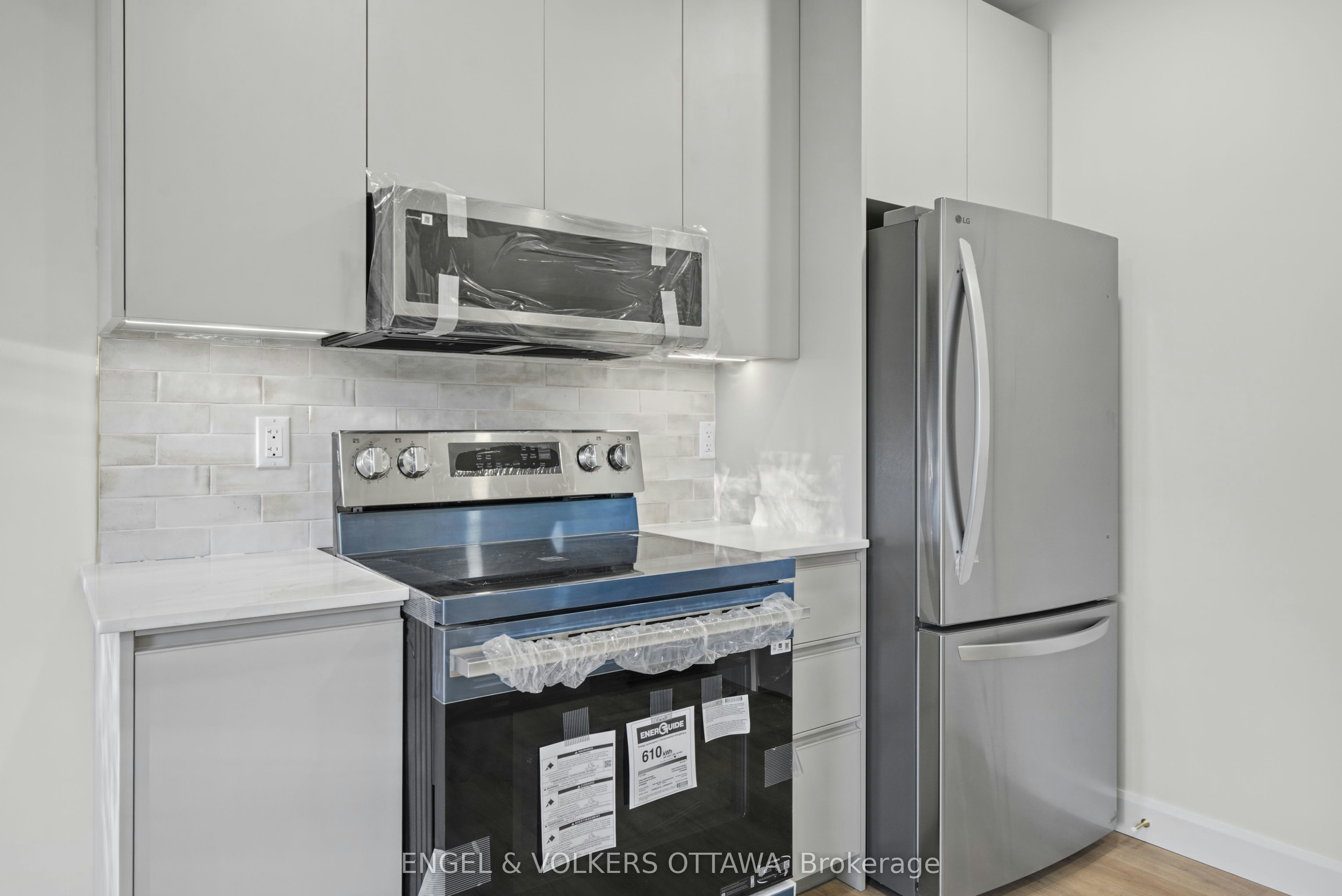 328 Poulin Avenue, Ottawa, ON, K2B 5T8 - 10