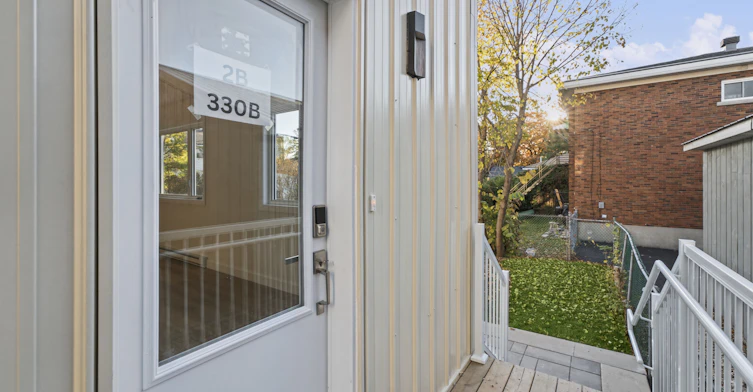 328 Poulin Avenue, Ottawa, ON, K2B 5T8 - 2