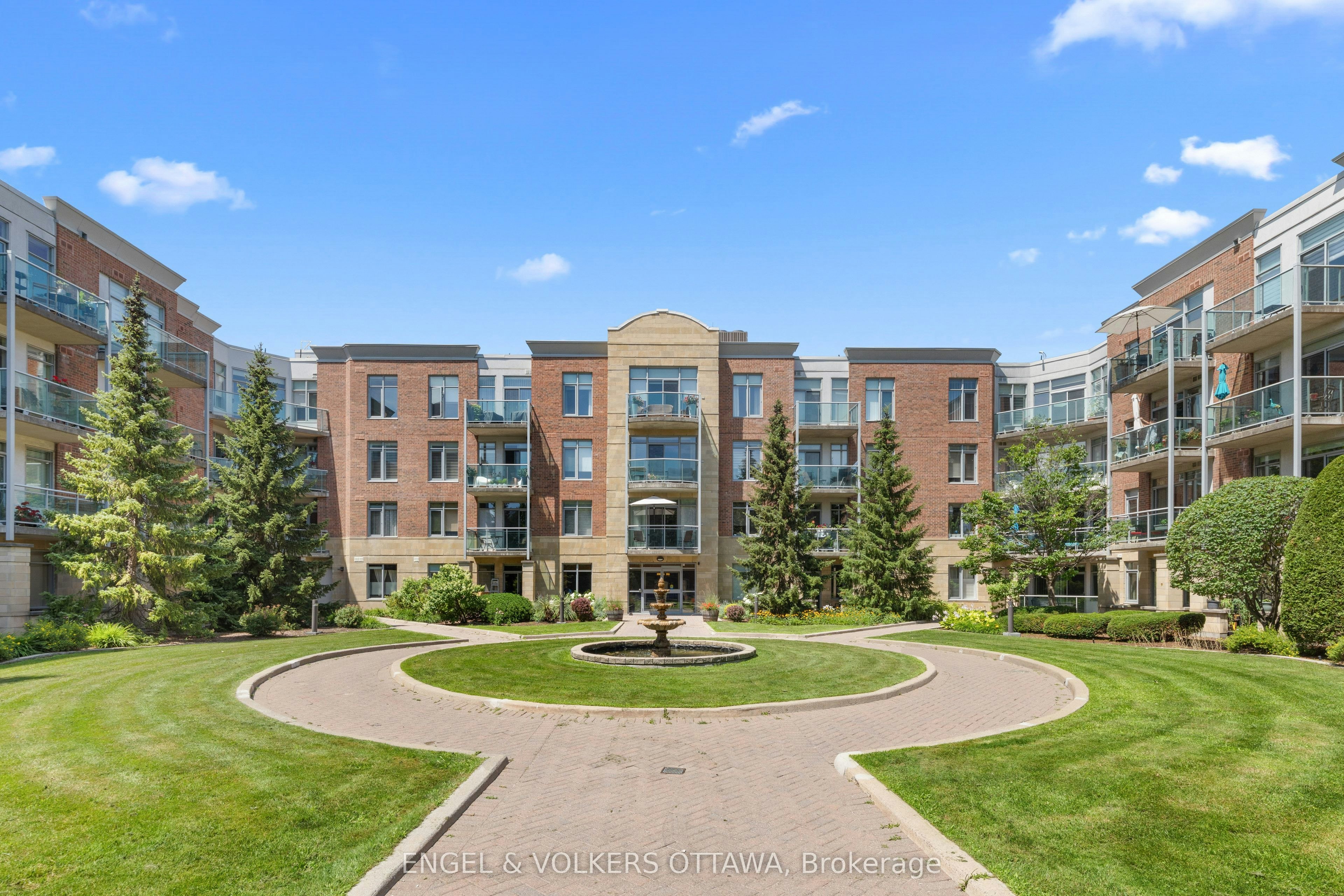 304-205 Bolton Street, Ottawa, ON, K1N 1K7