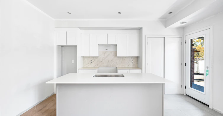 B-422 Hartleigh Avenue, Ottawa, ON, K2B 5J4 - 8