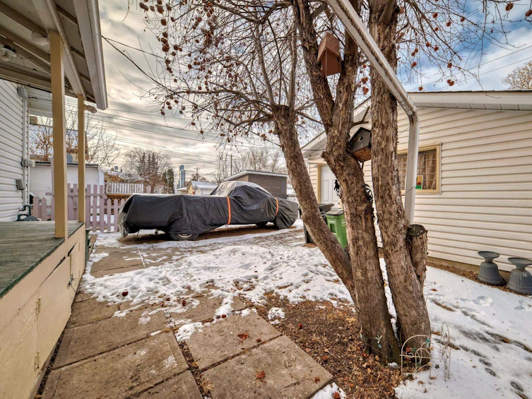 11230 96 Street NW, Edmonton, AB, T5G 1S9 - 30