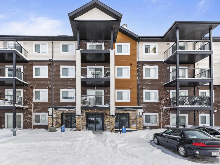 225-148 Ebbers Boulevard, Edmonton, AB, T5Y 4A4