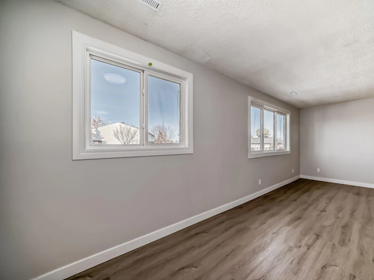 8421 29 Avenue NW, Edmonton, AB, T6K 3M8 - 15