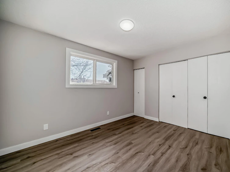 8421 29 Avenue NW, Edmonton, AB, T6K 3M8 - 21