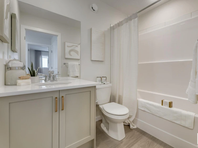 17311 3 Street, Edmonton, AB, T5Y 4G5 - 14