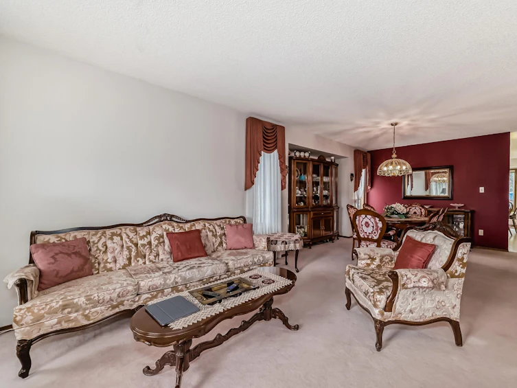 4003 38a Avenue NW, Edmonton, AB, T6L 6R5 - 14