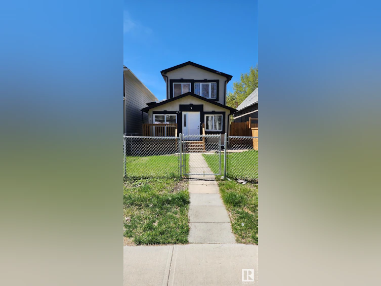 10712 103 Street NW, Edmonton, AB, T5H 2V8