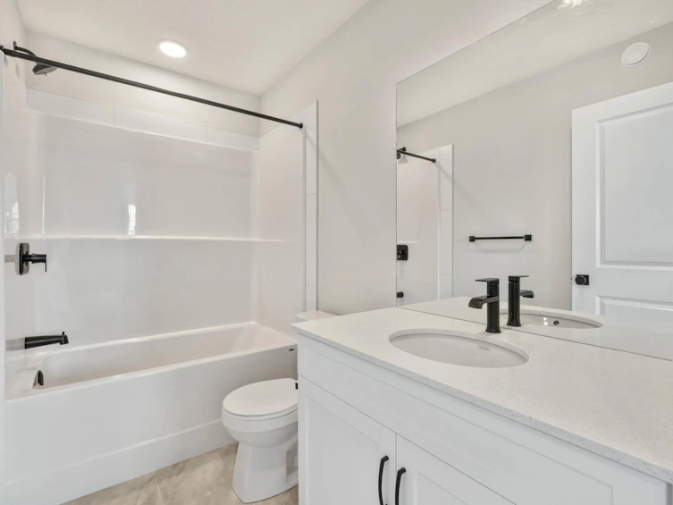 22834 82a Avenue, Edmonton, AB, T5T 4H5 - 23