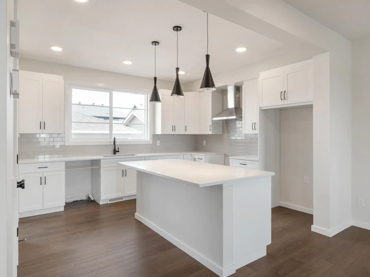 22834 82a Avenue, Edmonton, AB, T5T 4H5 - 2