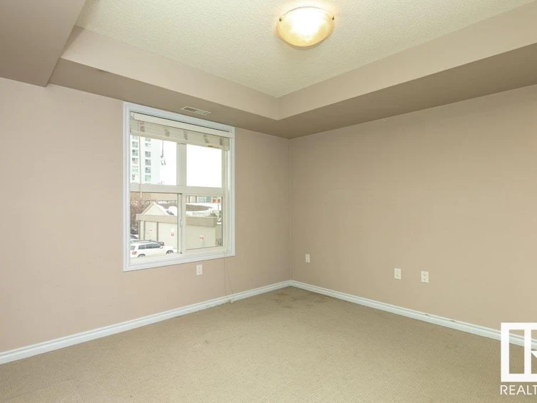 210-10118 106 Avenue NW, Edmonton, AB, T5H 0B8 - 13