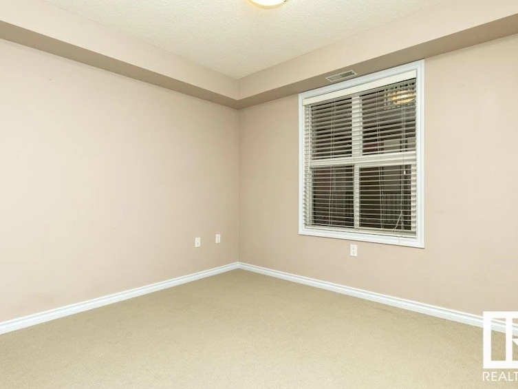 210-10118 106 Avenue NW, Edmonton, AB, T5H 0B8 - 19