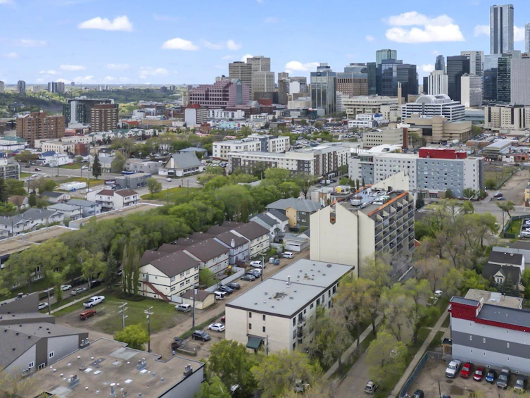102-9323 105 Avenue NW, Edmonton, AB, T5H 0J7 - 26