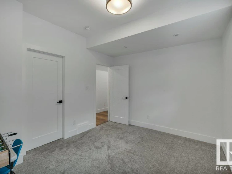 2804 Wheaton Drive, Edmonton, AB, T6W 2M6 - 57