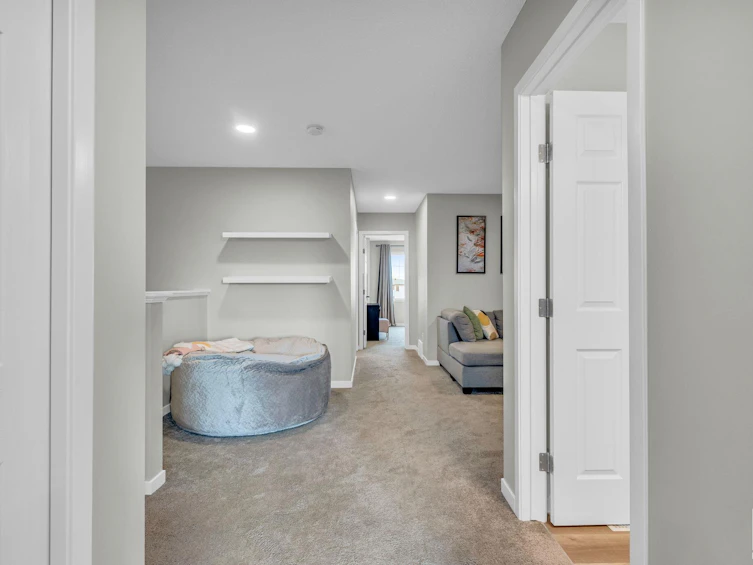 17644 49 Street, Edmonton, AB, T5Y 3Y1 - 17