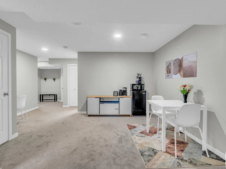 17644 49 Street, Edmonton, AB, T5Y 3Y1 - 31