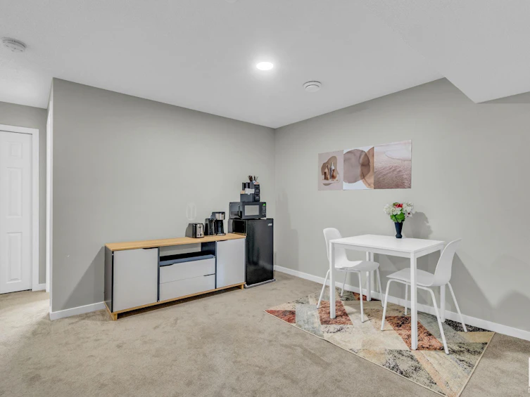 17644 49 Street, Edmonton, AB, T5Y 3Y1 - 33