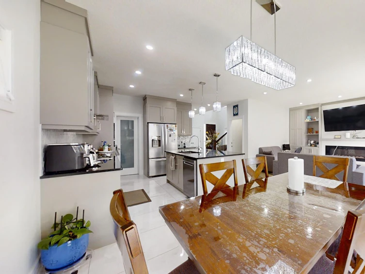 1922 20 Street NW, Edmonton, AB, T6T 2K9 - 17