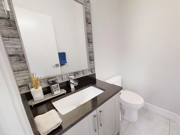 1922 20 Street NW, Edmonton, AB, T6T 2K9 - 23