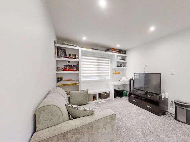 1922 20 Street NW, Edmonton, AB, T6T 2K9 - 29