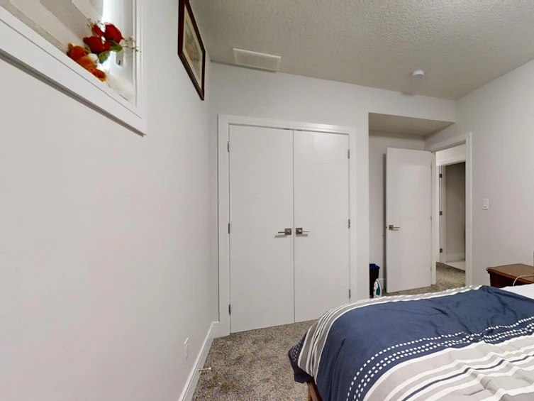 1922 20 Street NW, Edmonton, AB, T6T 2K9 - 39