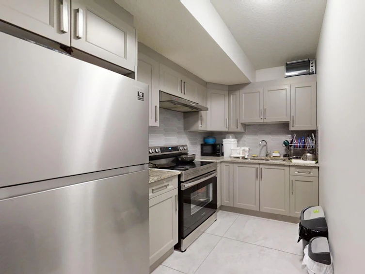 1922 20 Street NW, Edmonton, AB, T6T 2K9 - 47