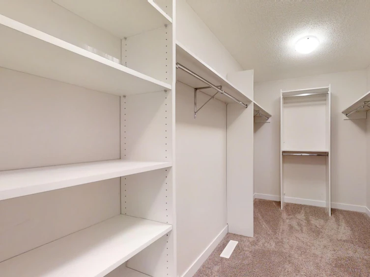 17926 62a Street NW, Edmonton, AB, T5Y 3Z4 - 28