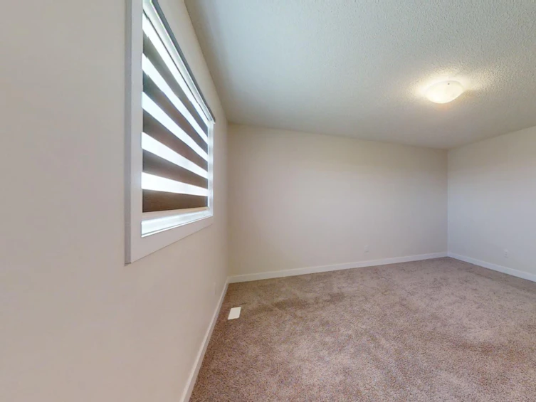 17926 62a Street NW, Edmonton, AB, T5Y 3Z4 - 30