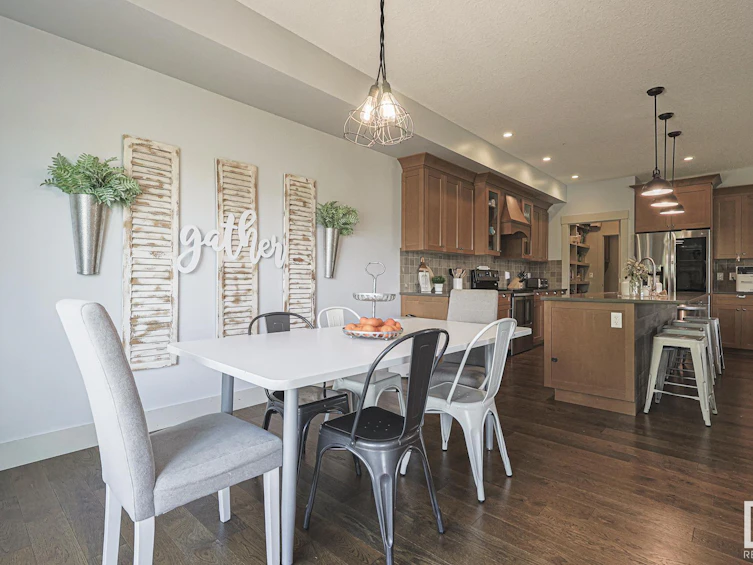 13616 163 Avenue, Edmonton, AB, T6V 0G3 - 12