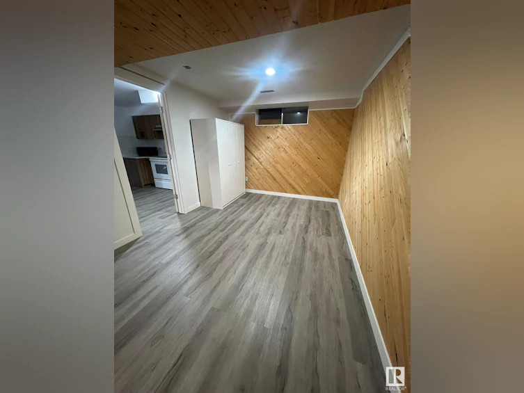 4531 25 Avenue NW, Edmonton, AB, T6L 3X6 - 19