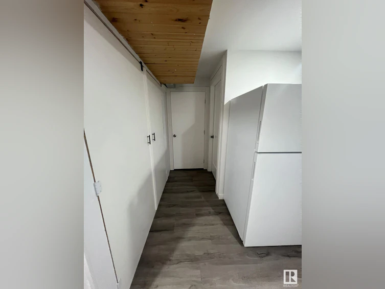 4531 25 Avenue NW, Edmonton, AB, T6L 3X6 - 20
