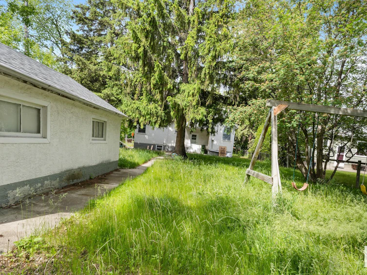 10215 138 Street, Edmonton, AB, T5N 2H9 - 31