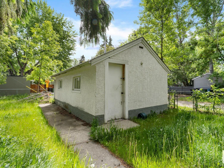 10215 138 Street, Edmonton, AB, T5N 2H9 - 34