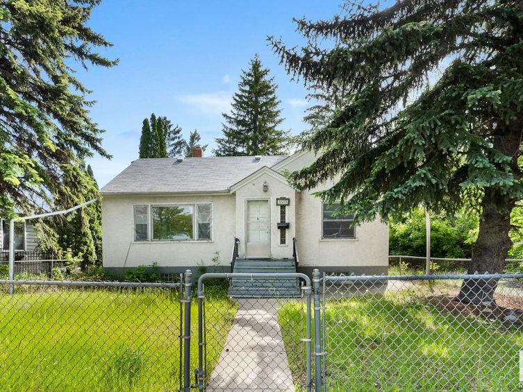 10215 138 Street, Edmonton, AB, T5N 2H9 - 41