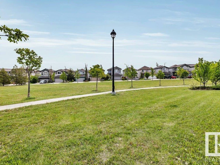 1132 Hays Drive, Edmonton, AB, T6M 0M3 - 46