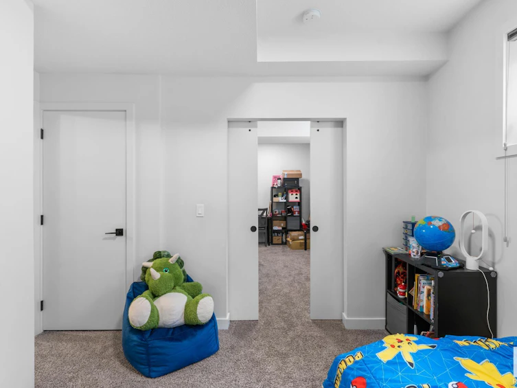 11204 95a Street, Edmonton, AB, T5G 1N8 - 35