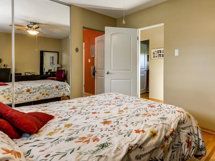 10108 67 Street NW, Edmonton, AB, T6A 2R3 - 18