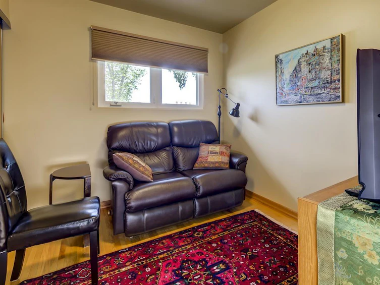 10108 67 Street NW, Edmonton, AB, T6A 2R3 - 27