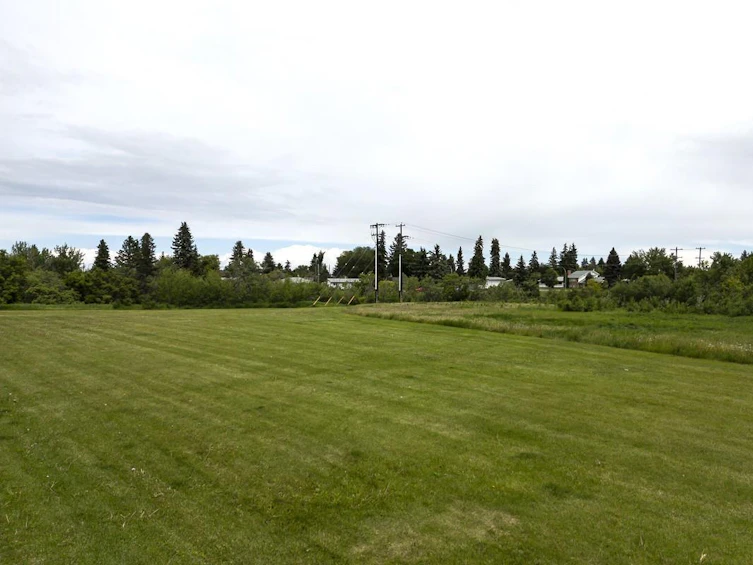10108 67 Street NW, Edmonton, AB, T6A 2R3 - 57