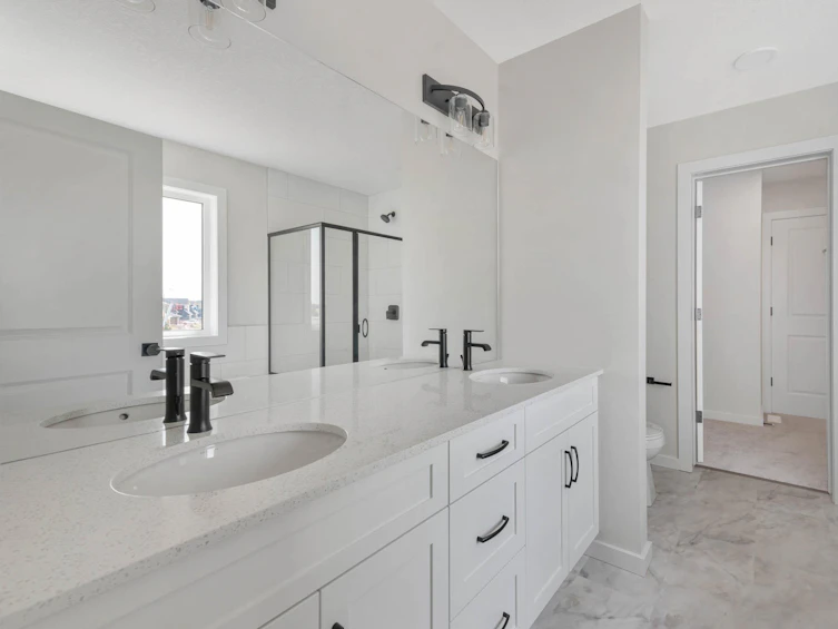8418 228a Street NW, Edmonton, AB, T5T 4A3 - 25
